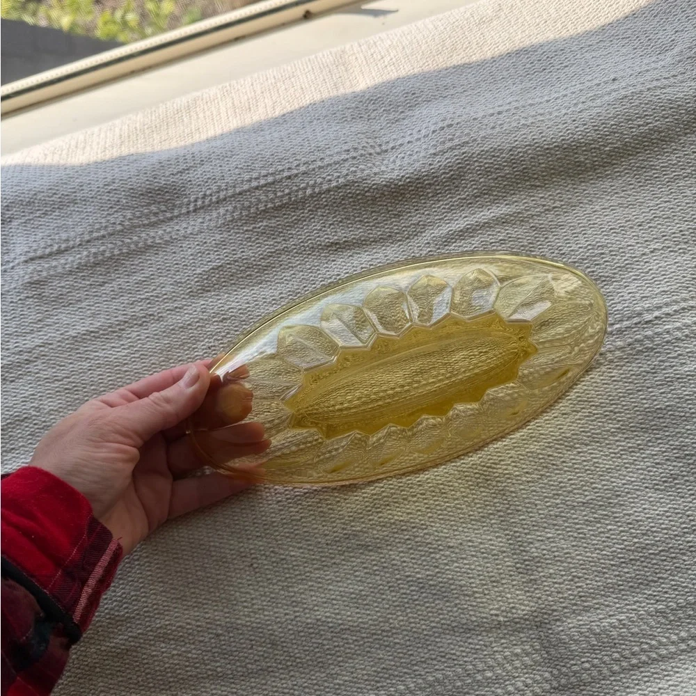 Vintage Indiana Glass Amber Pressed Glass Decorative Dish